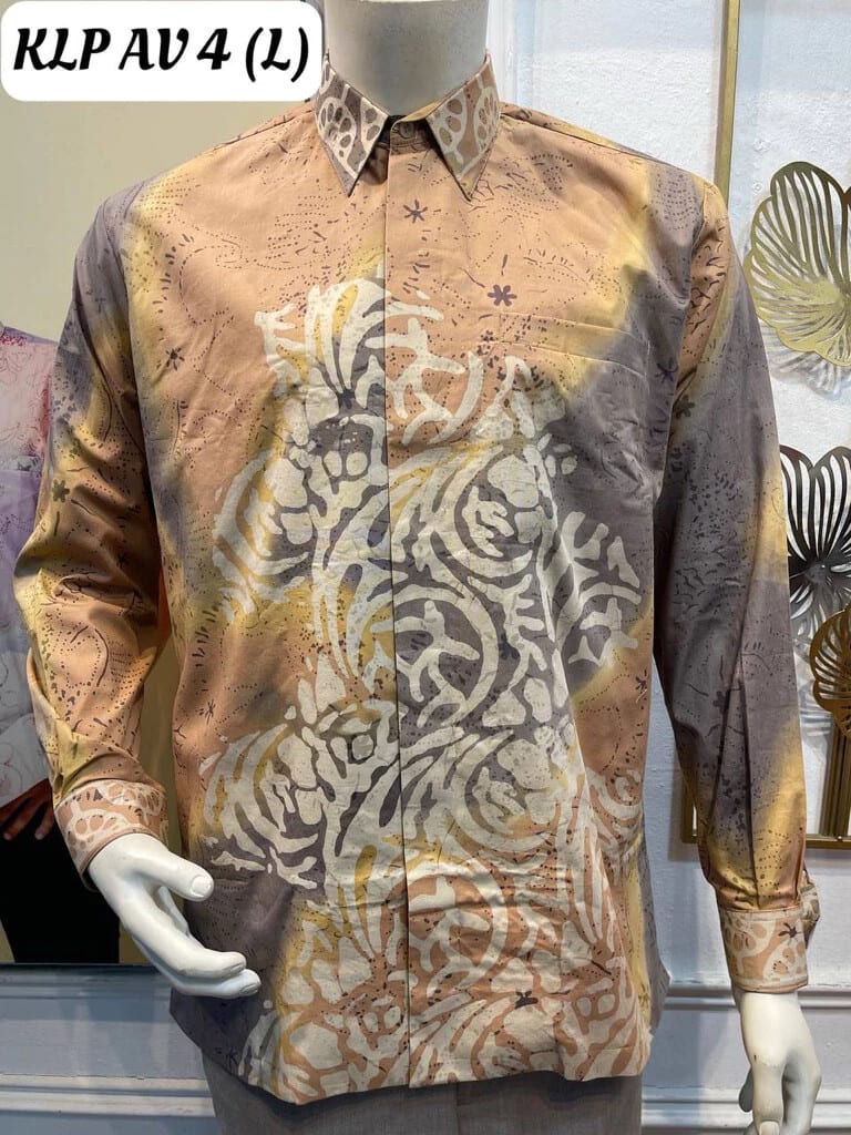 Men's long-sleeve batik shirt KLP AV 4 in peach, grey and cream, on a mannequin