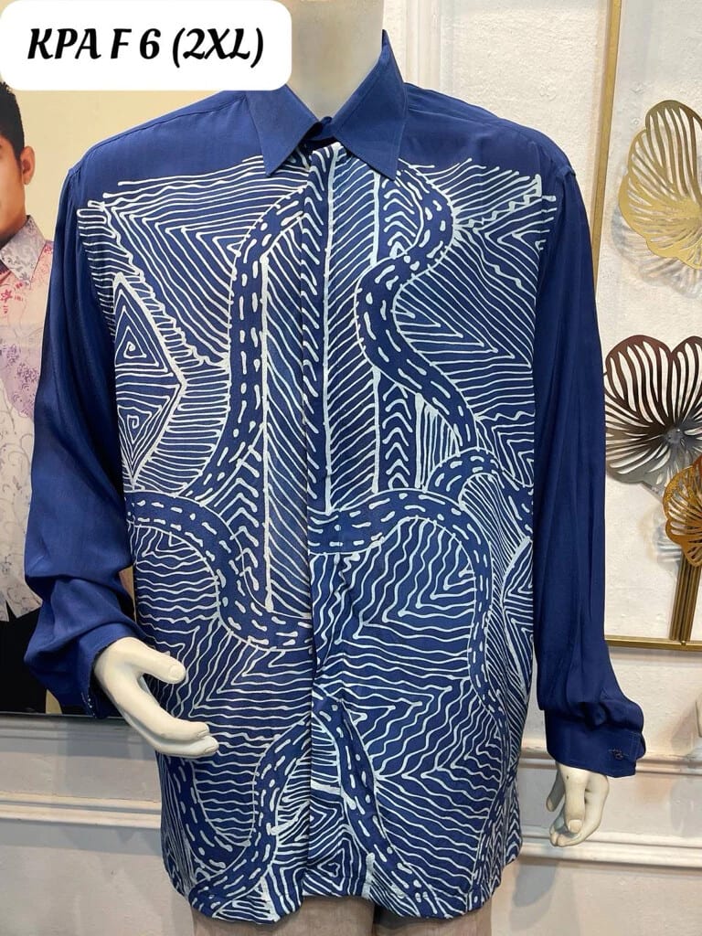 Men's long-sleeve silk crepe batik shirt KPA F 6 in navy and white, on a mannequin