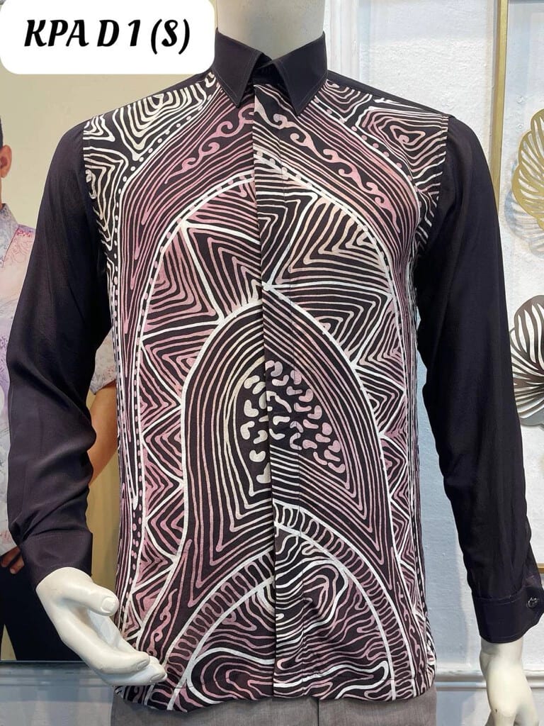 Men's long-sleeve silk crepe batik shirt KPA D 1 in black, dusty pink and white, on a mannequin