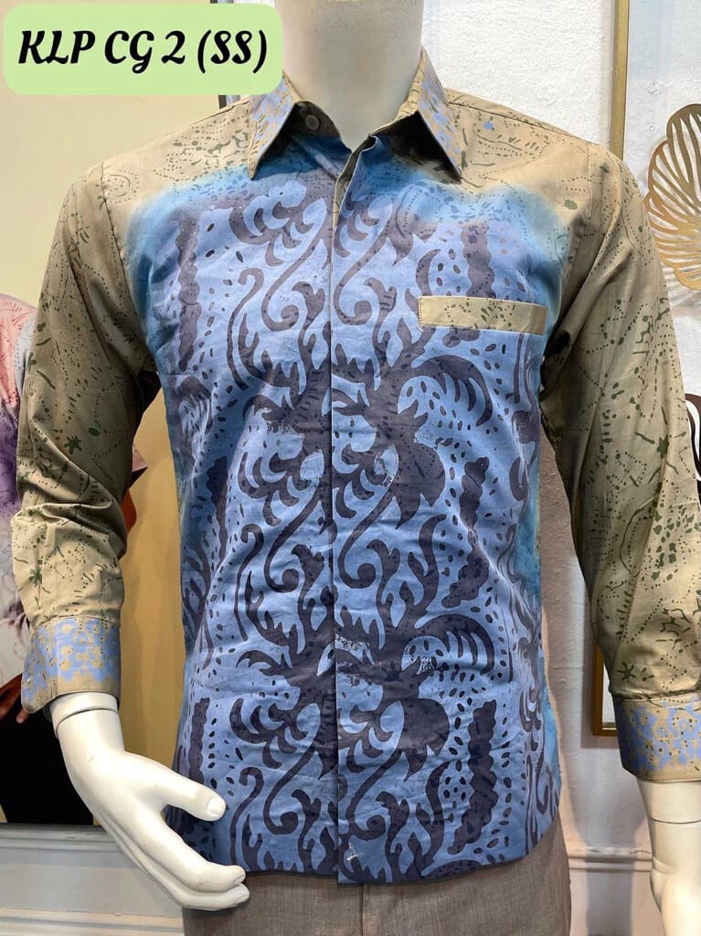 Men's long-sleeve batik shirt KLP CG 2 in blue, khaki and grey, on a mannequin