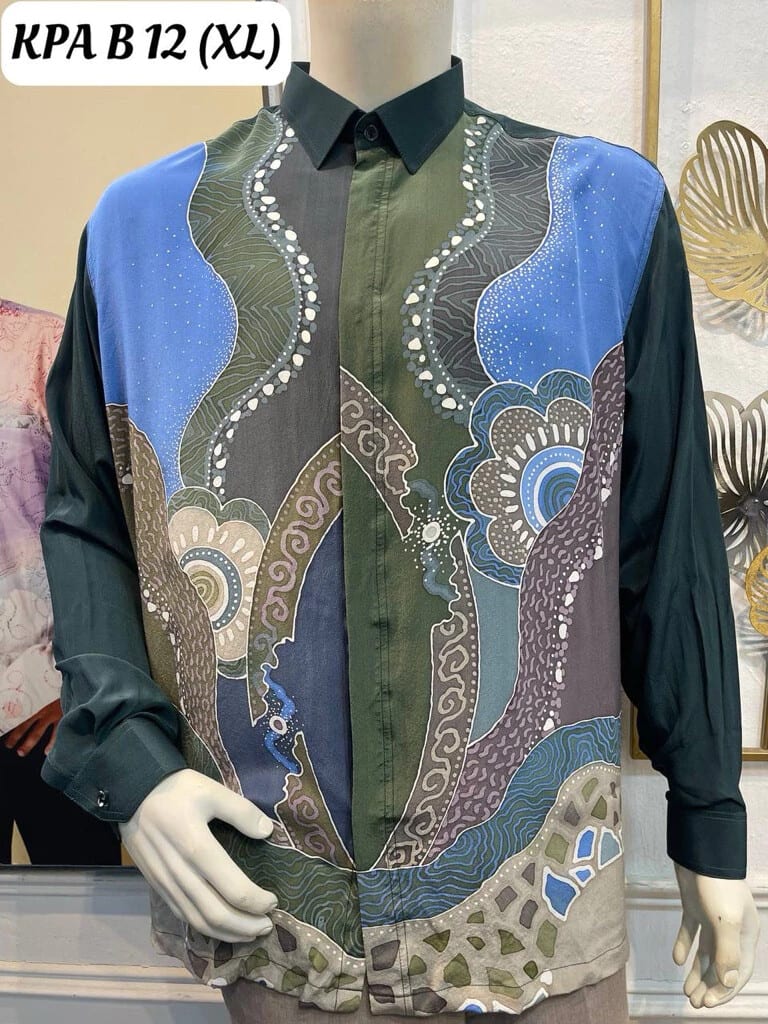 Men's long-sleeve silk crepe batik shirt KPA B 12 in navy, blue and olive green, on a mannequin