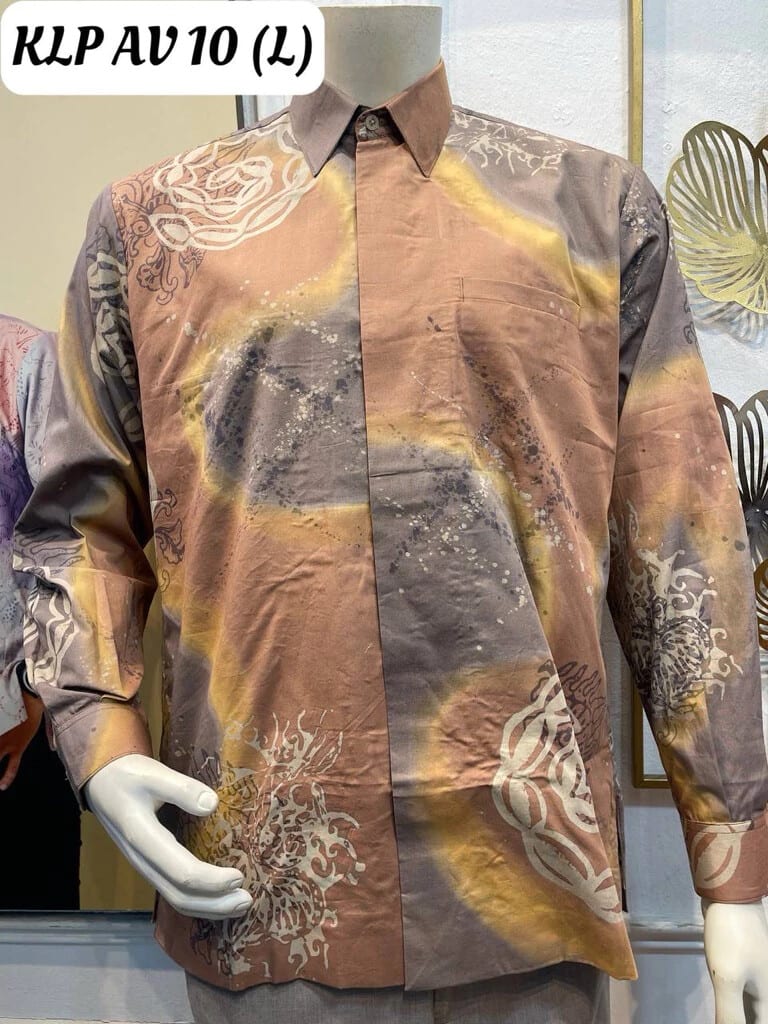 Men's long-sleeve batik shirt KLP AV 10 in peach, grey and yellow, on a mannequin