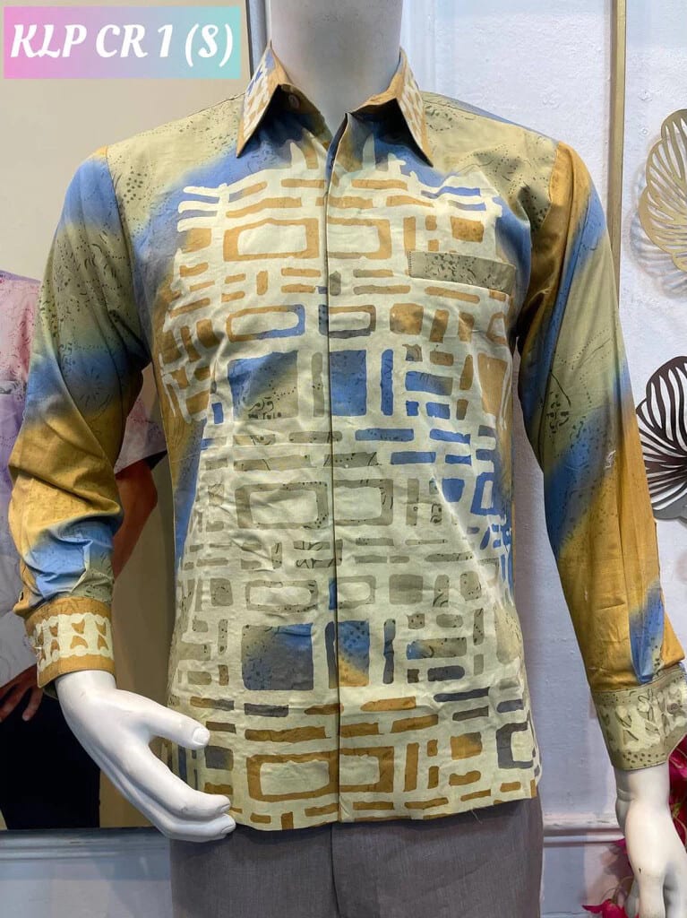 Men's long-sleeve batik shirt KLP CR 1 in khaki, blue and cream, on a mannequin
