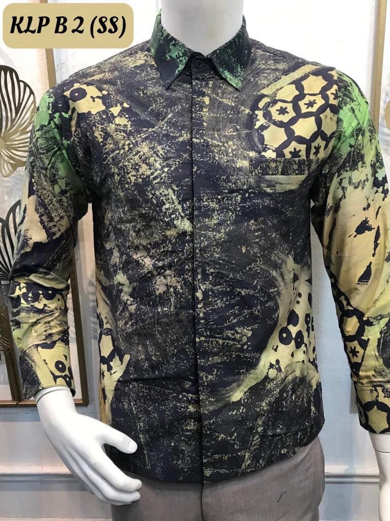 Men's long-sleeve batik shirt KLP B 2 in navy, sand and green, on a mannequin