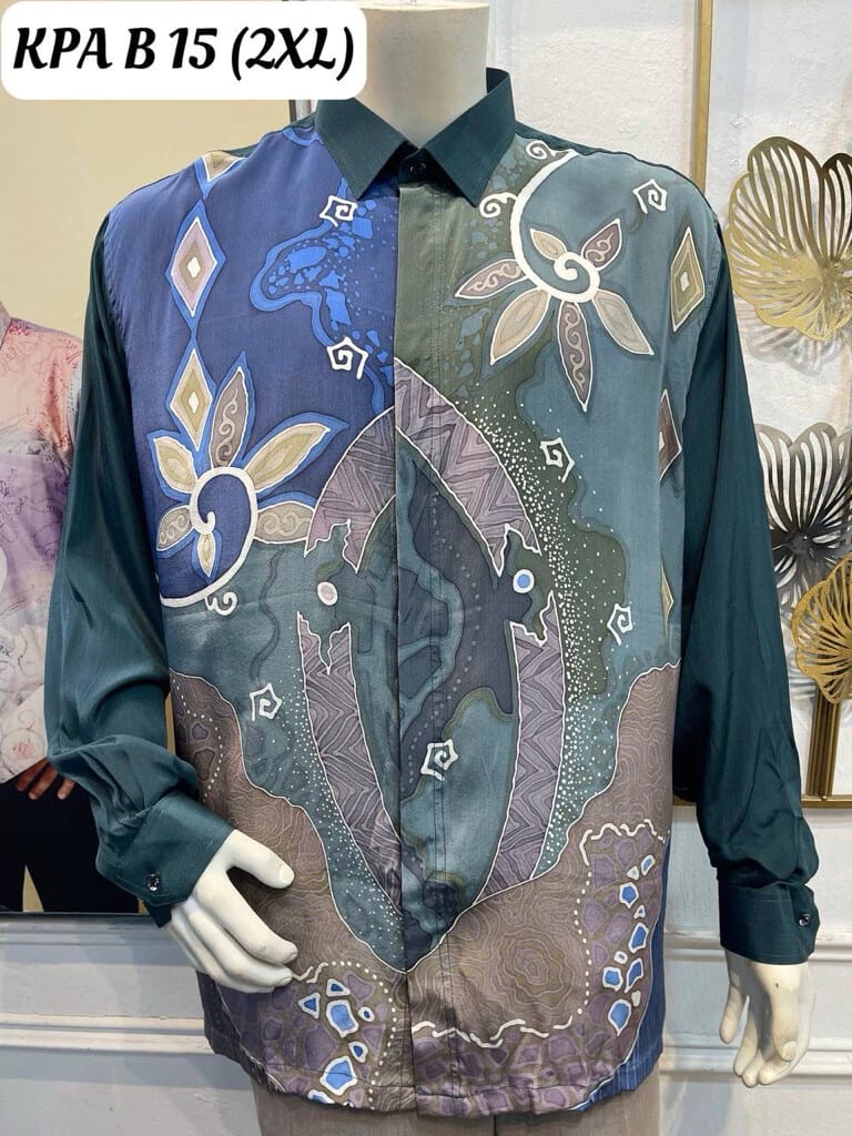 Men's long-sleeve silk crepe batik shirt KPA B 15 in teal, blue and mauve, on a mannequin