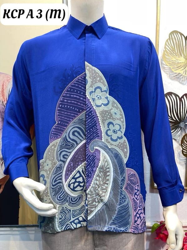 Men's long-sleeve silk crepe batik shirt KCP A 3 in royal blue, purple and grey, on a mannequin