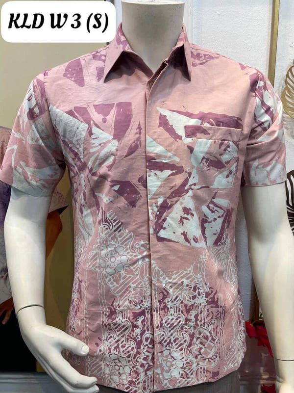 Men's short-sleeve batik shirt KLD W 3 in pink, purple and white, on a mannequin