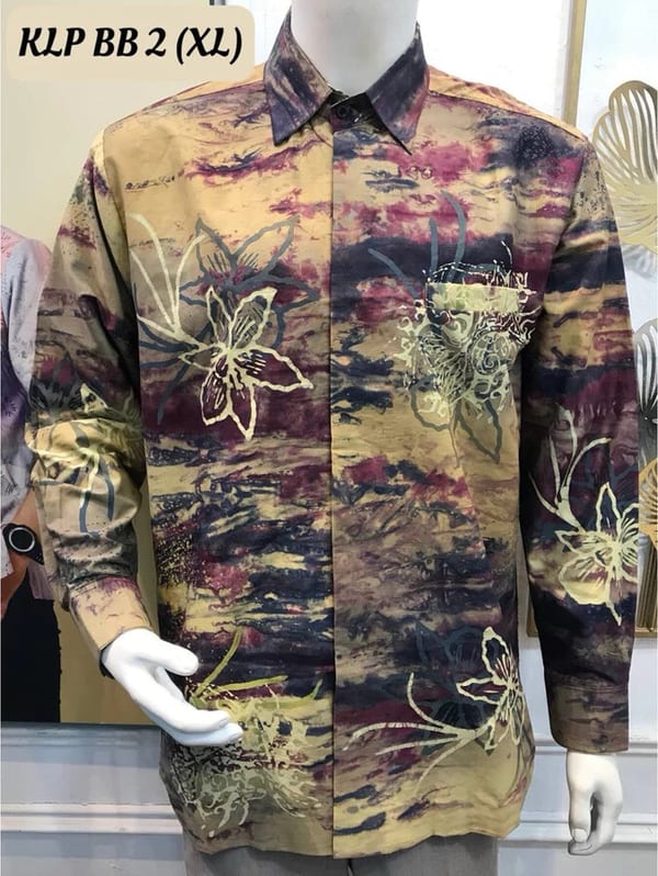 Men's long-sleeve batik shirt KLP BB 2 in khaki, maroon and navy, on a mannequin