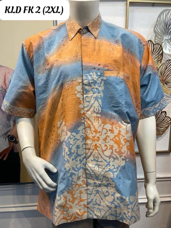 Men's short-sleeve batik shirt KLD FK 2 in light blue, orange and cream, on a mannequin