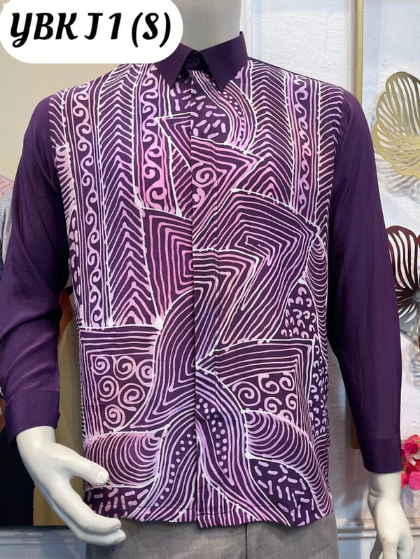 Men's long-sleeve silk crepe batik shirt YBK J 1 in dark purple and pink, on a mannequin